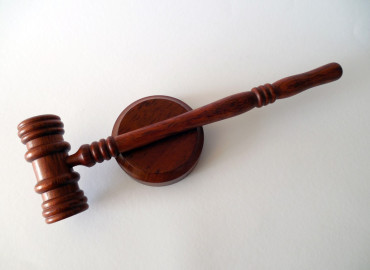 кредиторы подали в суд: в каких случаях, что делать - фото - 1
